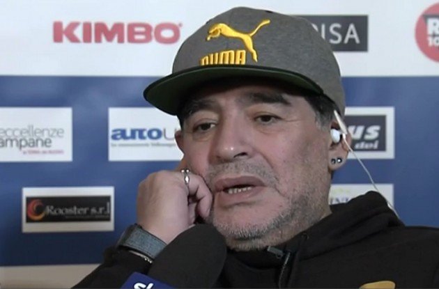 Maradona bị cấm đặt chân tới Mỹ