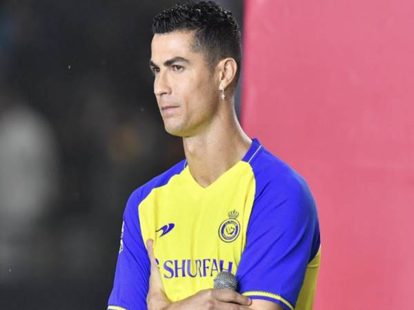Tin Real Madrid 13/1: Real nhiều lần từ chối mua lại Ronaldo
